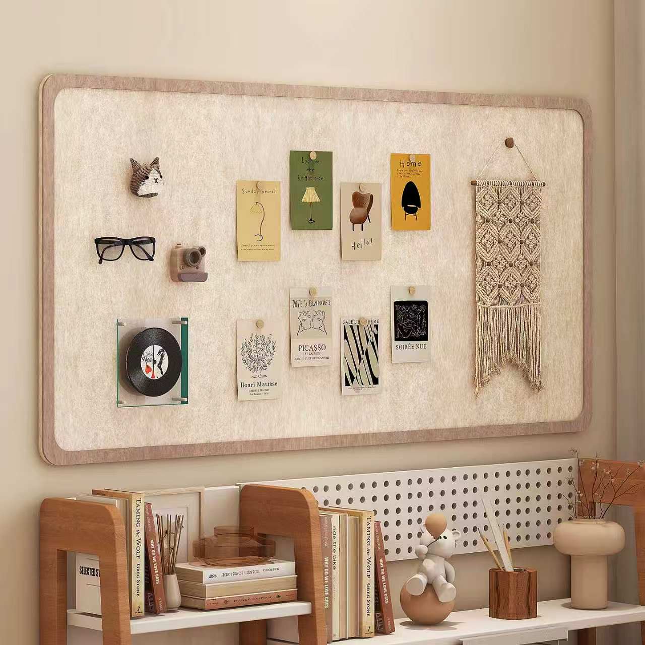 Custom felt board product